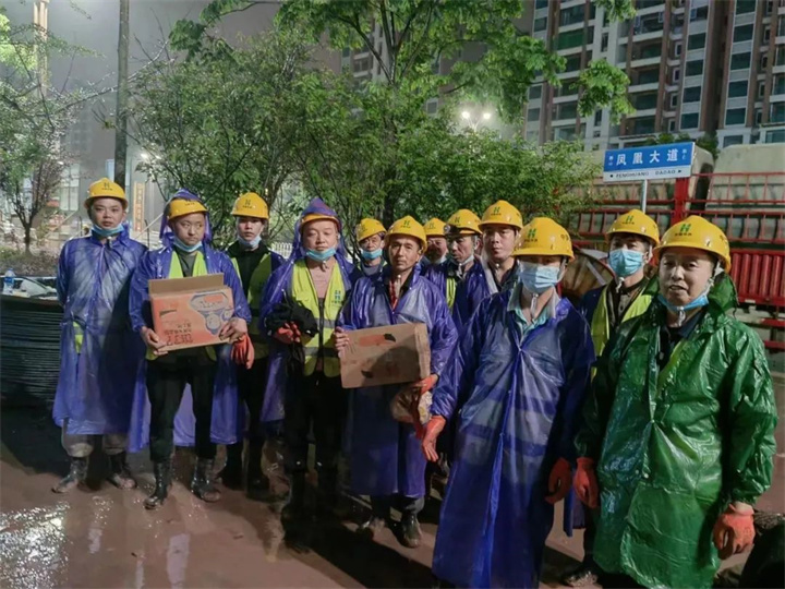 28小時 大干快上正當時 ——廣安集中隔離點二標段建設“攻堅戰”強力推進