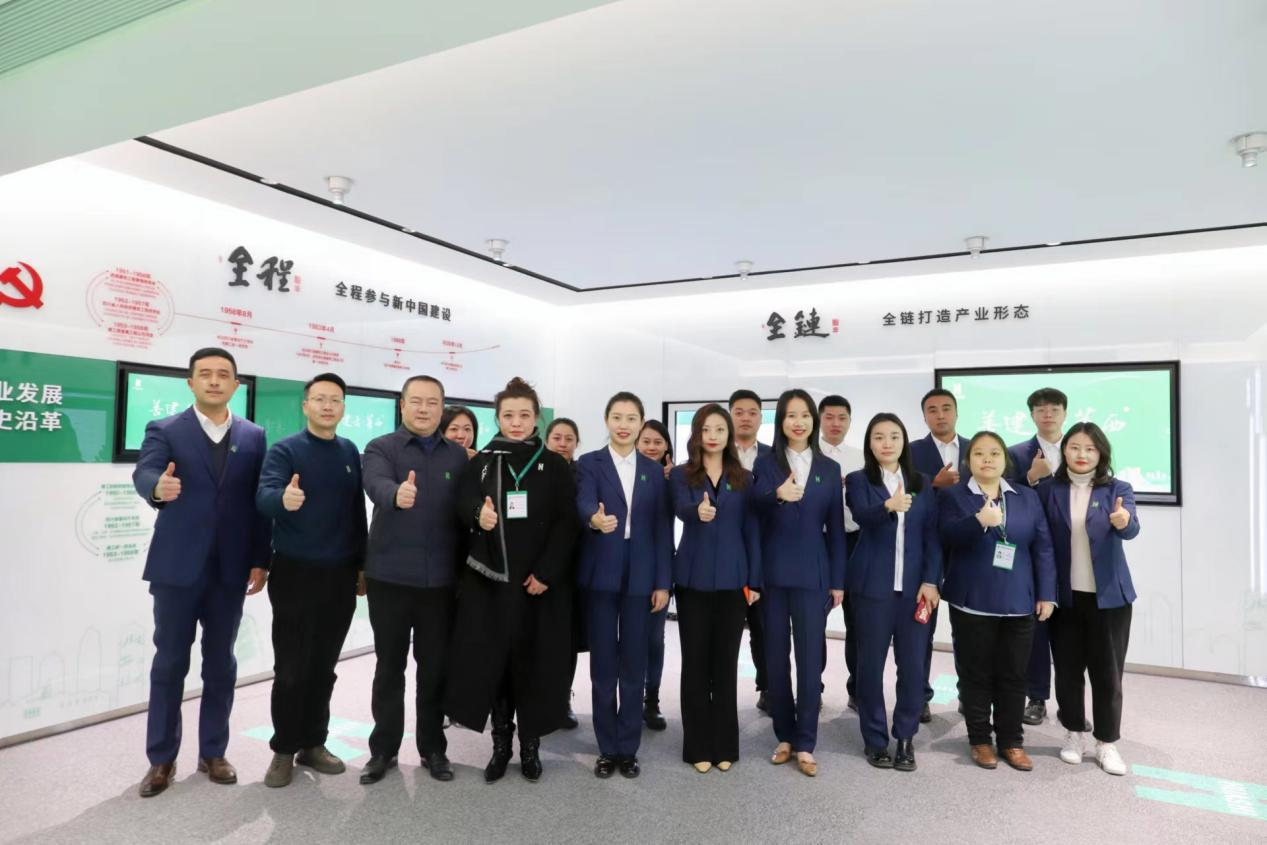 傳承善建文化 弘揚華西精神 ——華西安裝公司組織參觀華西企業文化展示館